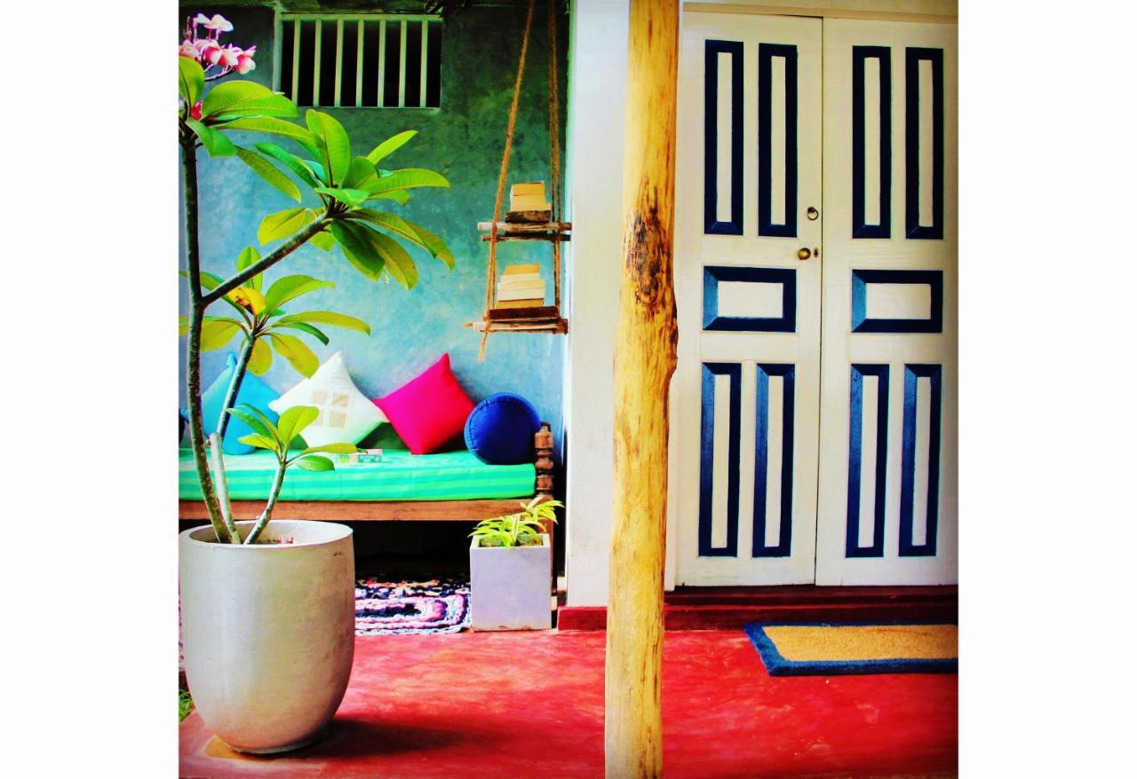 Sand Dollar House, Hiriketiya Диквела Екстериор снимка