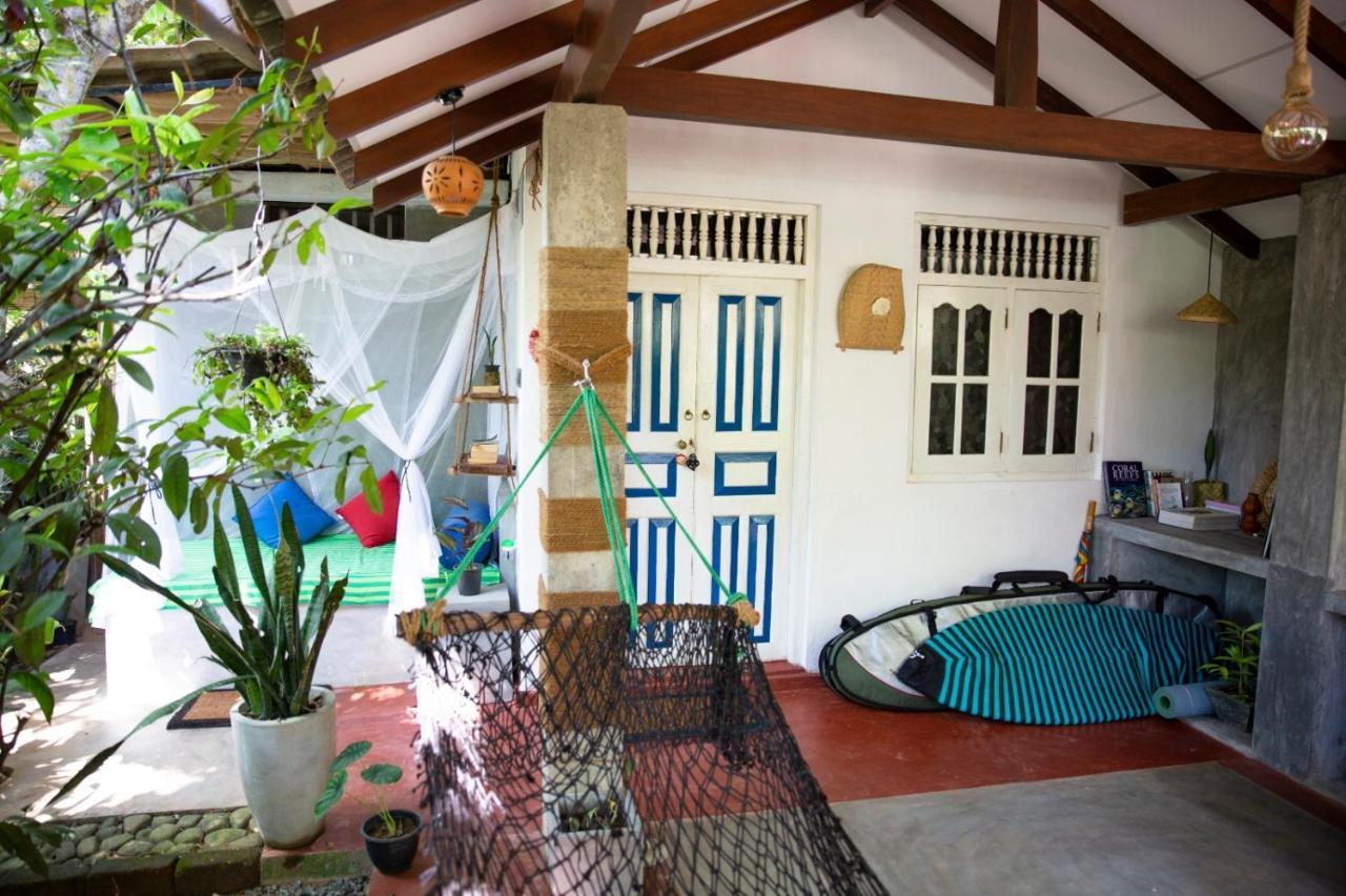 Sand Dollar House, Hiriketiya Диквела Екстериор снимка
